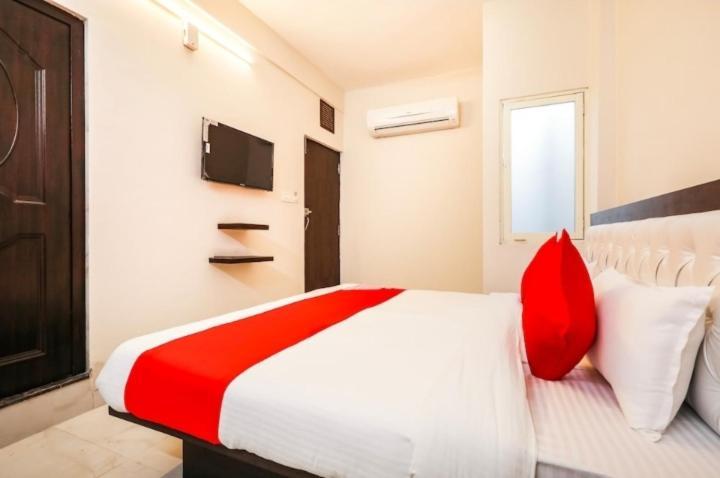 Hotel Royal Palace Indore Luaran gambar