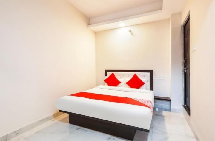 Hotel Royal Palace Indore Luaran gambar